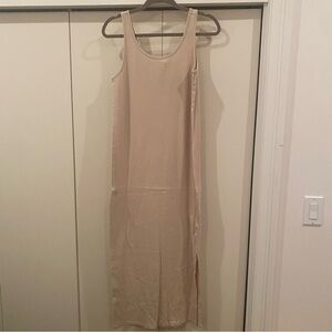 H&M Maternity Cream ribbed dress